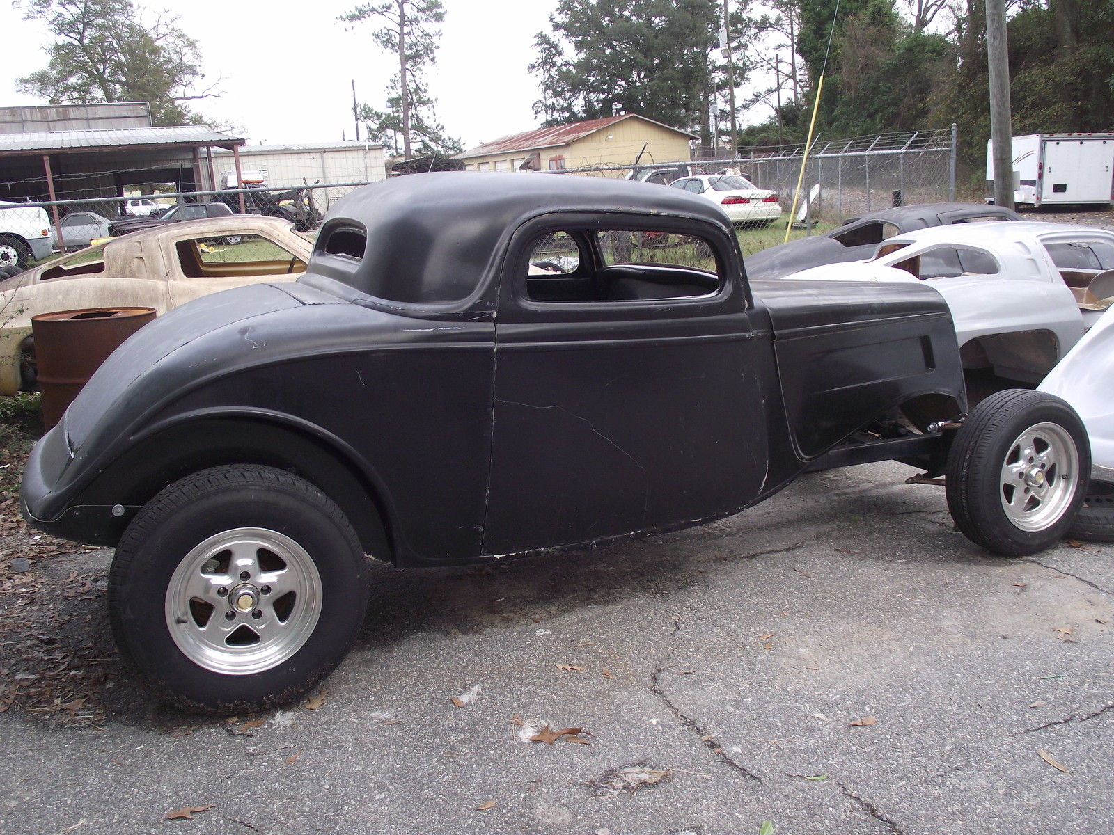 1934 Ford 2 dr coupe fiberglass replica roller body with 4" chop for sale in Valdosta, Georgia