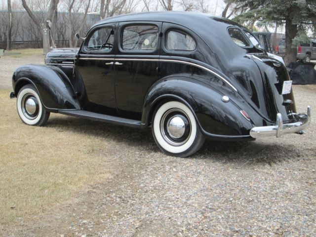 1939 Dodge 4 Door Sedan Fully Restored Beautiful For Sale