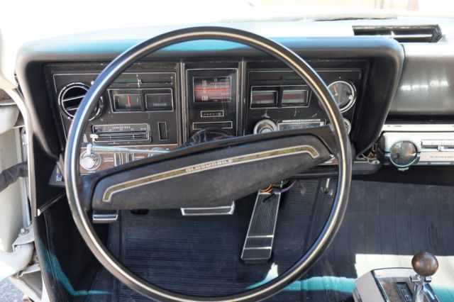 1969 Oldsmobile Toronado Buckets Seats Console Automatic For