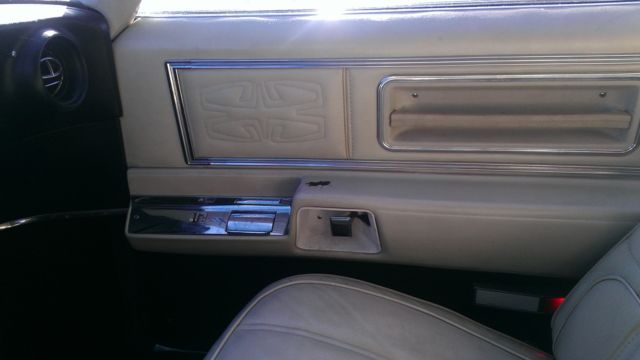 1969 Oldsmobile Toronado Rare Bucket Seat And Console Option