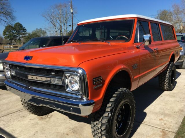 1970 Chevy K10 4x4 3 Door Suburban Fully Restored New For