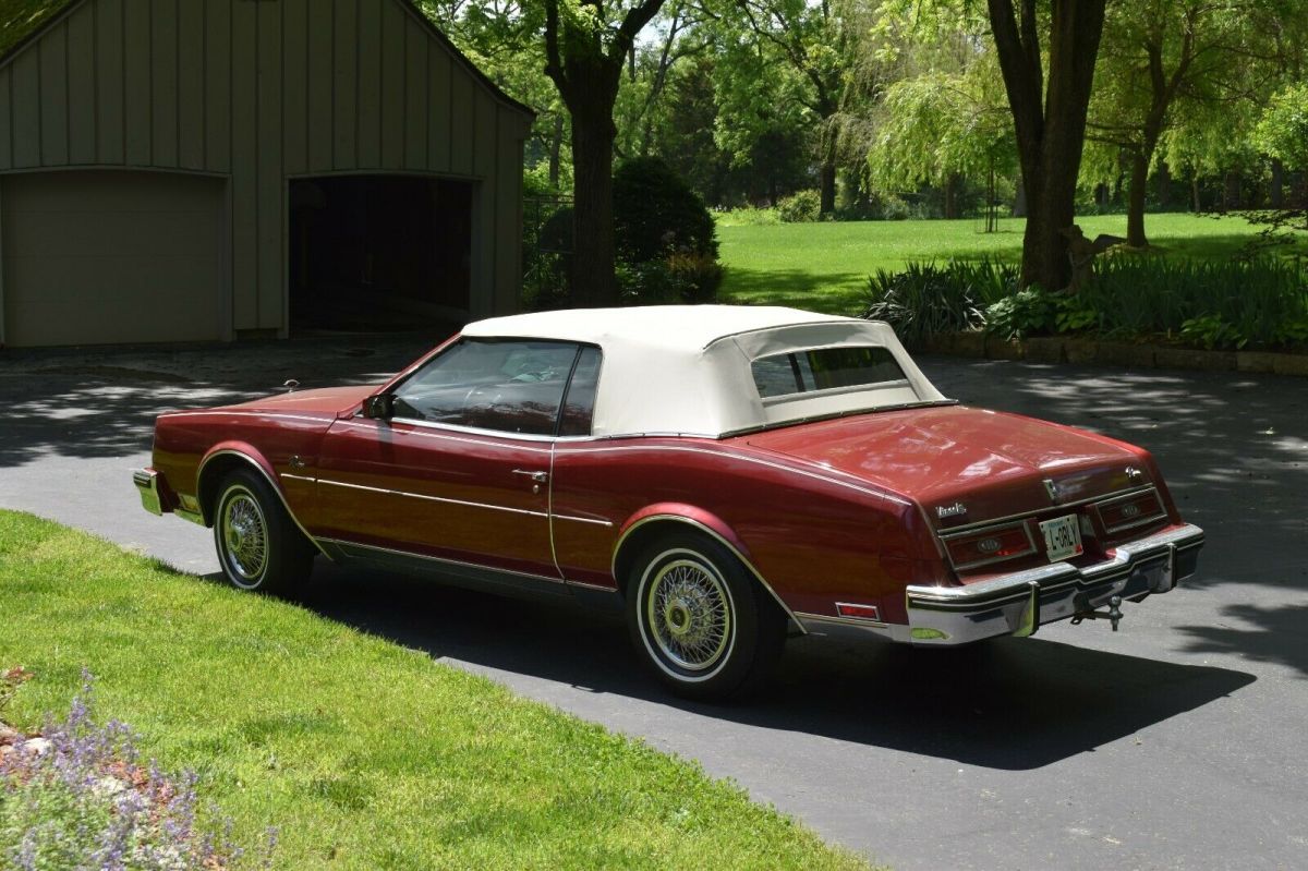 1982 Buick Riviera Convertiblegaraged 68804 Original Miles