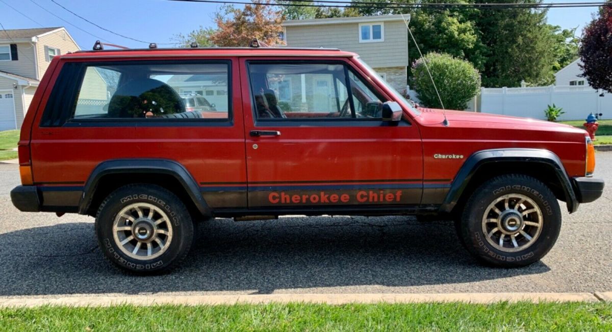 1985 Jeep Cherokee Chief XJ 2 Door 5 spd 39k miles Rare