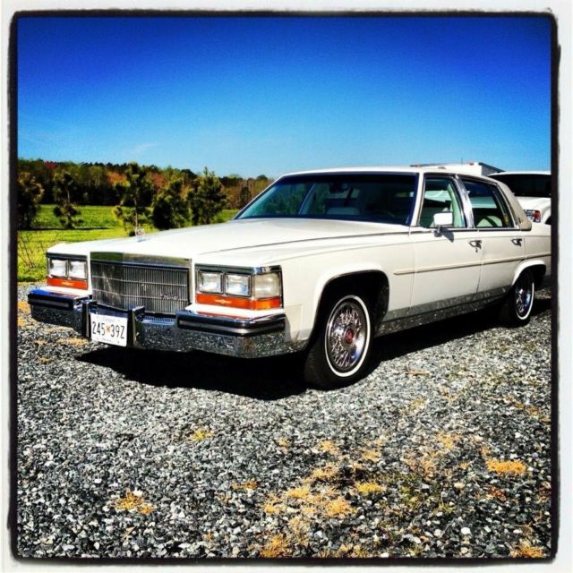1986 Cadillac Fleetwood Brougham D Elegance White 4 Door