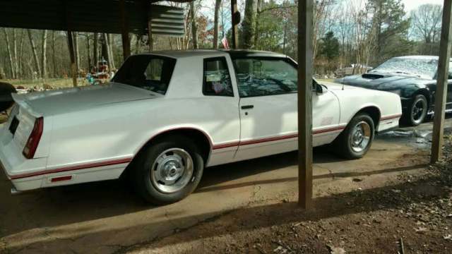 1988 Monte Carlo Ss White With Red Interior Excellent