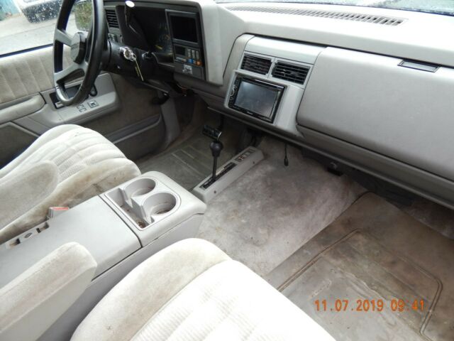 1993 Chevy 4x4 Blazer 2 Door Tahoe 4x4 Loaded 350 V8