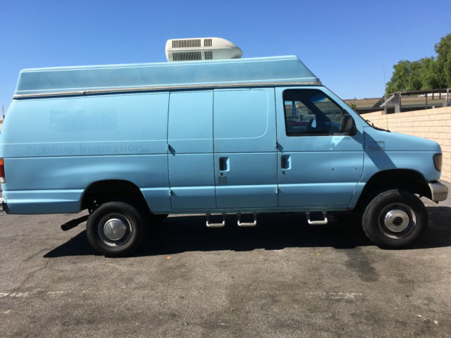1993 FORD ECONOLINE HIGH TOP 4X4 7.5L 
