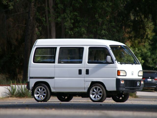micro mini van
