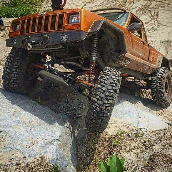 jeep comanche rock crawler