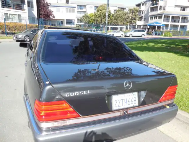 Mercedes Benz s600 багажник