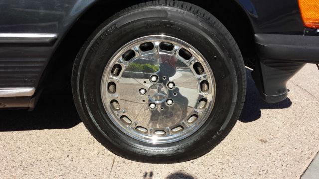 1986 Dark Gray Mercedes-Benz SL-Class Convertible