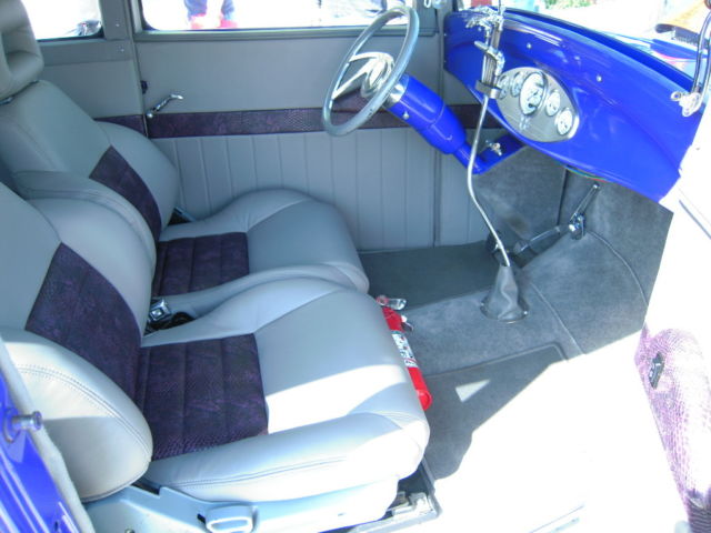 1932 PURPLE W/ FLAMES Ford 2 DR.SEDAN ALL STEEL