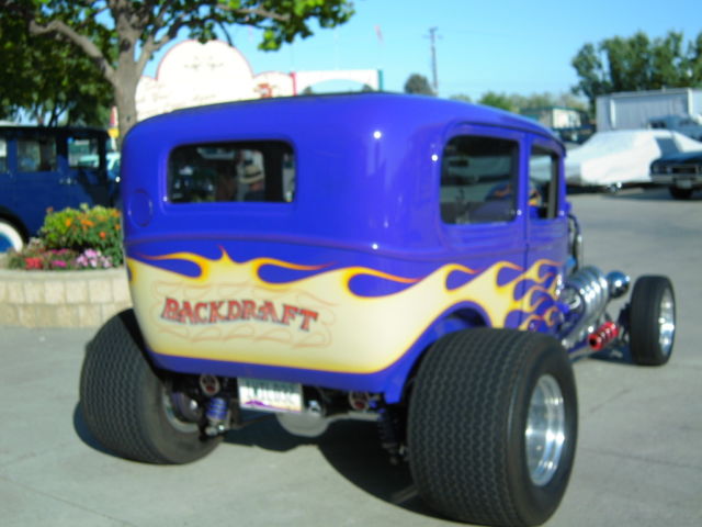 1932 PURPLE W/ FLAMES Ford 2 DR.SEDAN ALL STEEL