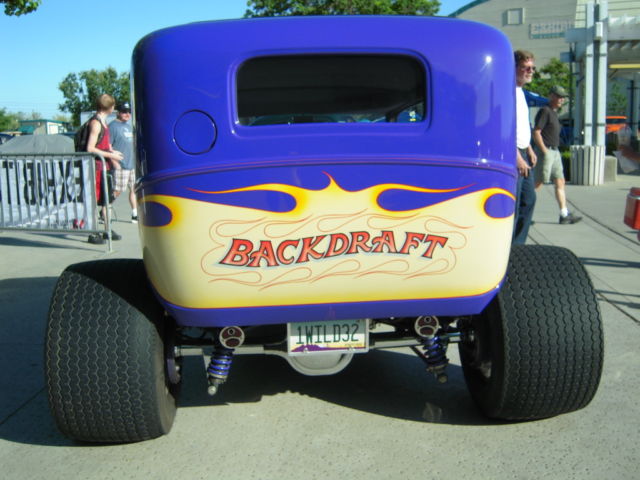 1932 PURPLE W/ FLAMES Ford 2 DR.SEDAN ALL STEEL
