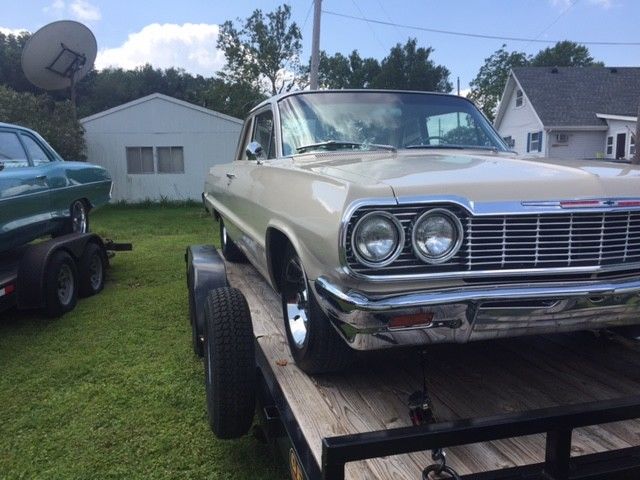 1964 Tan Chevrolet Bel Air/150/210 Coupe