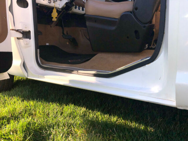 1971 White Ford F-100