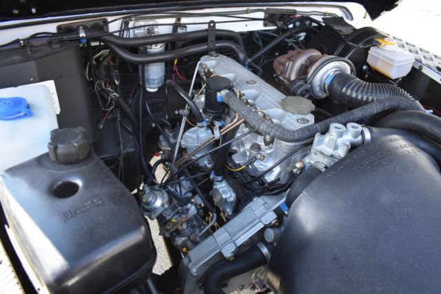 1992 WHITE Land Rover Defender Convertible