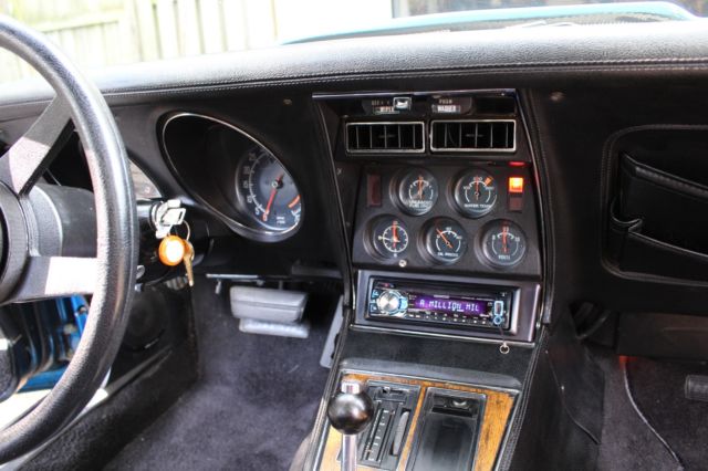 1976 Blue Chevrolet Corvette Coupe