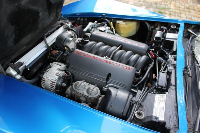 1976 Blue Chevrolet Corvette Coupe