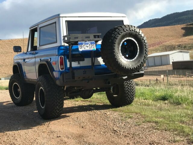 1970 Blue Ford Bronco