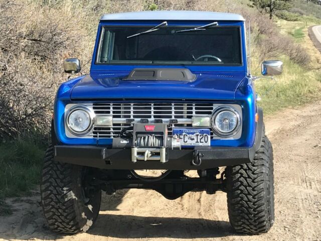 1970 Blue Ford Bronco