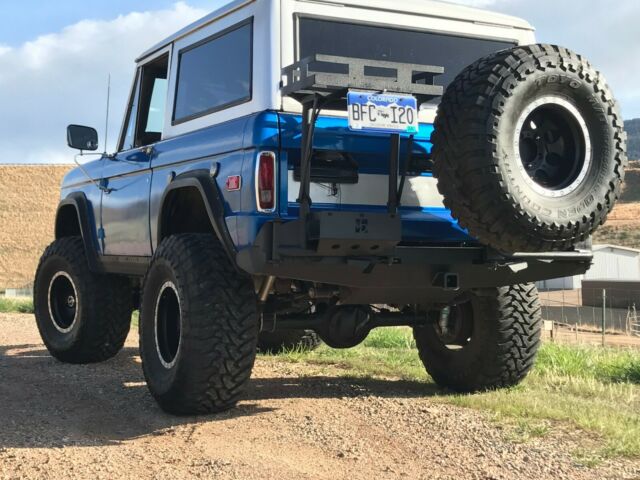 1970 Blue Ford Bronco