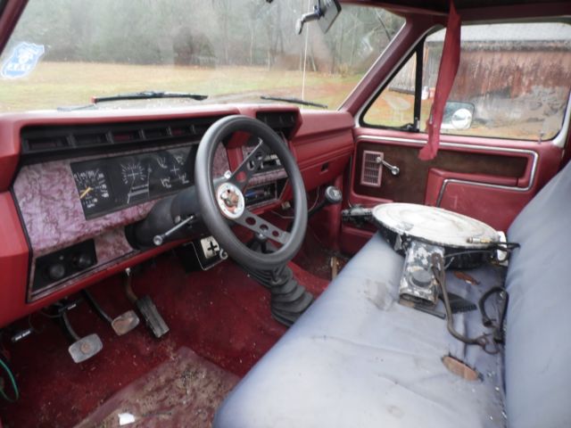 1985 Red Ford F-150 Standard Cab Pickup