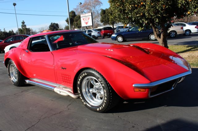1972 Red Chevrolet Corvette Coupe