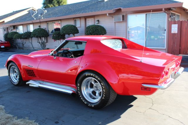 1972 Red Chevrolet Corvette Coupe