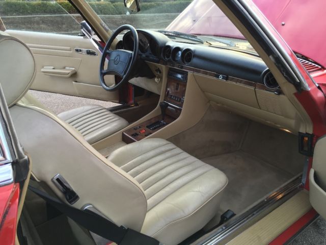 1988 Red Mercedes-Benz SL-Class Convertible