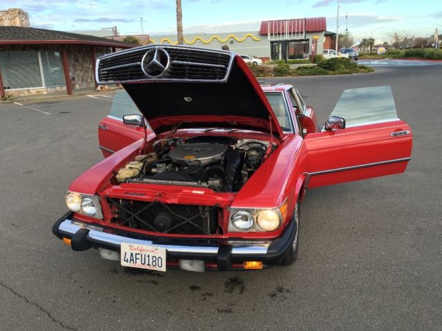 1988 Red Mercedes-Benz SL-Class Convertible