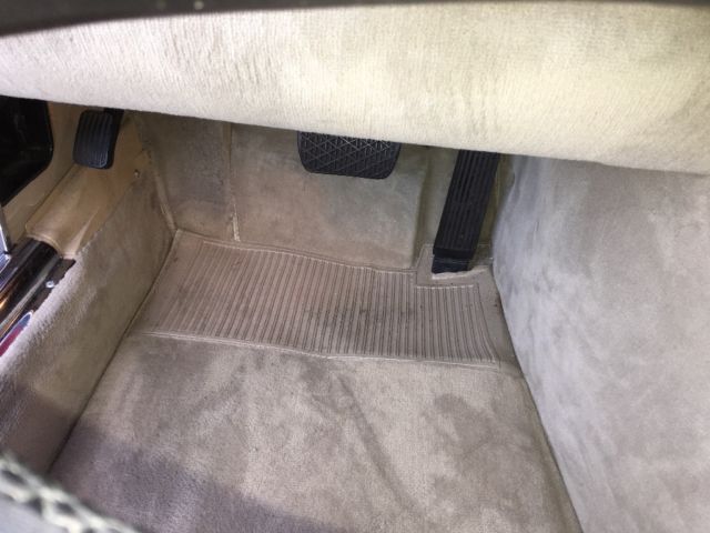 1988 Red Mercedes-Benz SL-Class Convertible