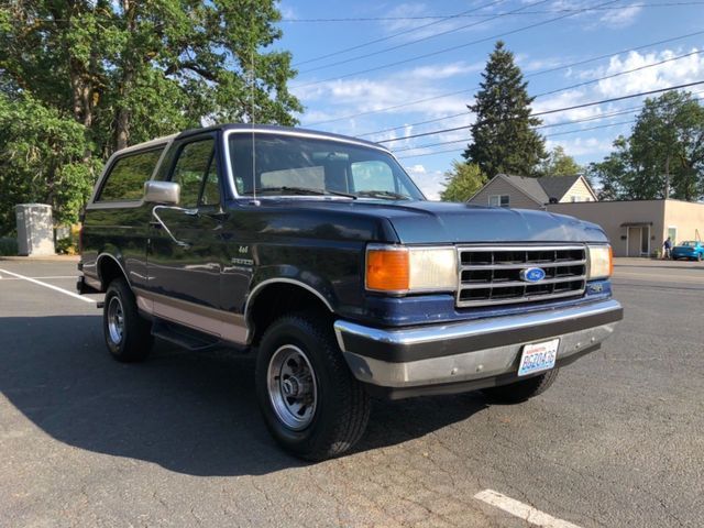 1989 Ford Bronco SUV