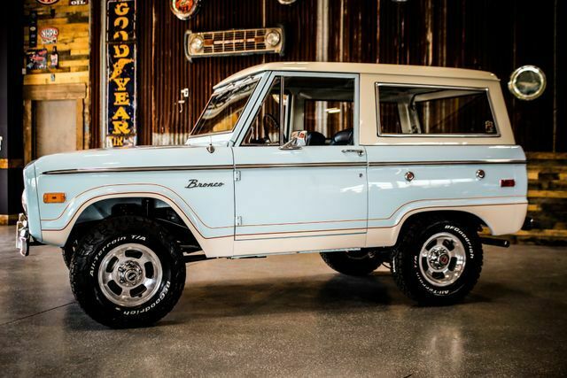 1974 Ford Bronco SUV