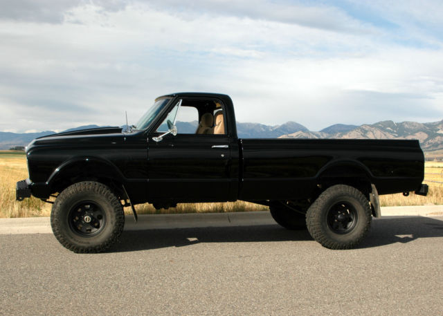 1967 Black Chevrolet Other Pickups Beautiful, With lots of curvs ;)
