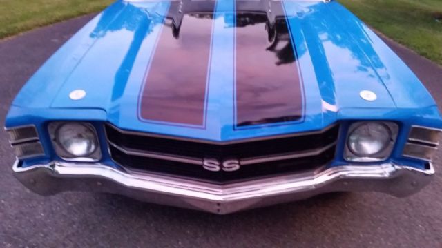 1971 Blue Chevrolet Chevelle Coupe
