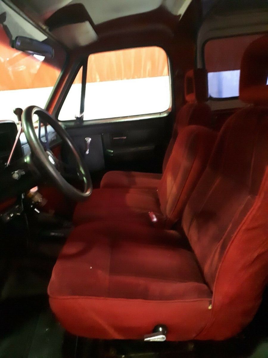 1983 Burgundy GMC Jimmy SUV