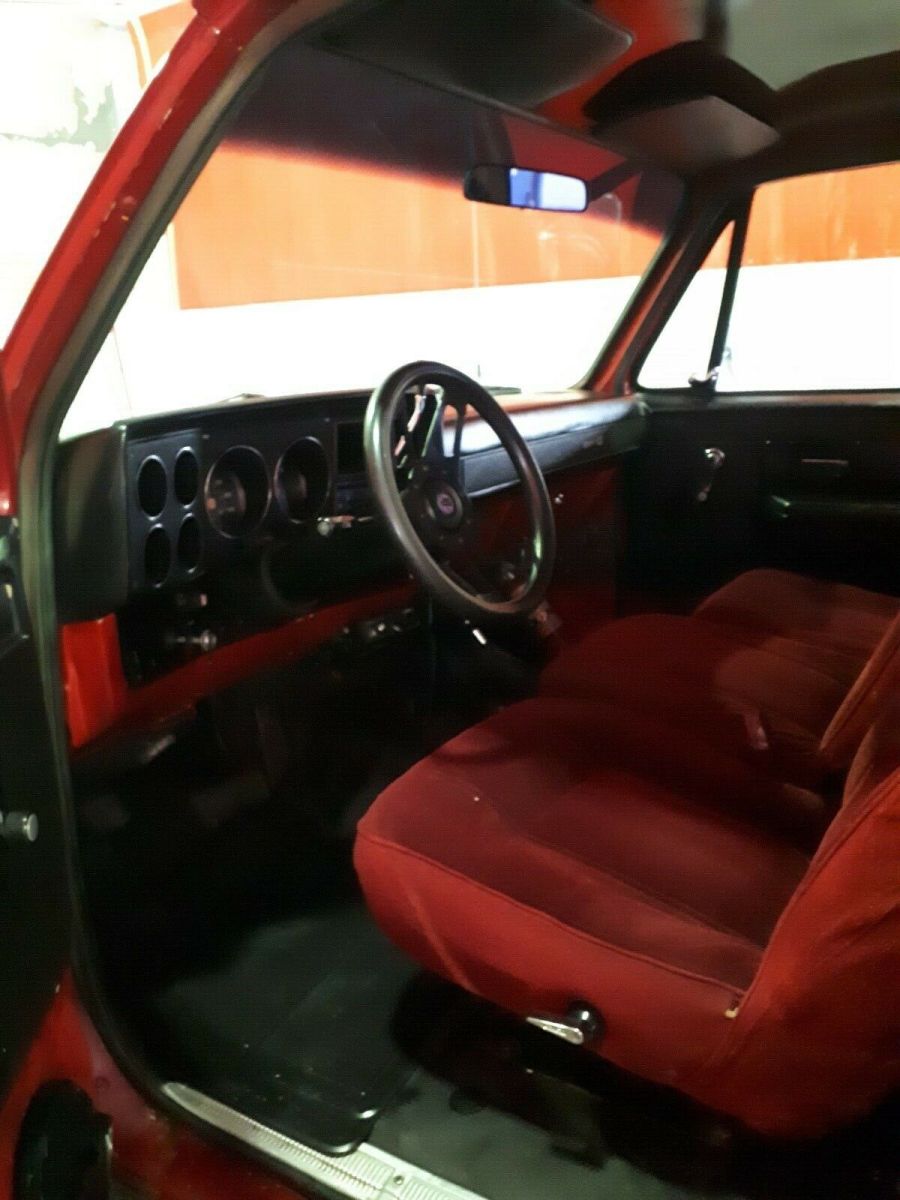 1983 Burgundy GMC Jimmy SUV