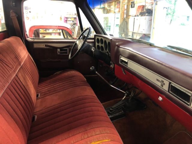 1987 Red Chevrolet C-10 Standard Cab Pickup