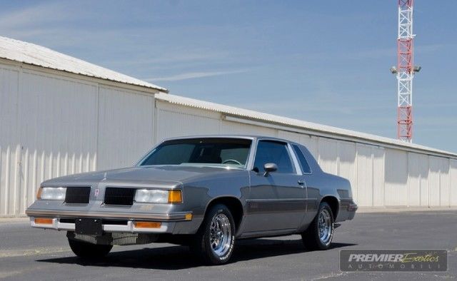 1987 Silver Oldsmobile 442 Coupe