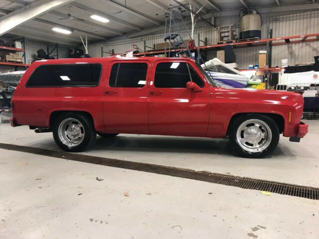 1976 RED Chevrolet C-10 SUV