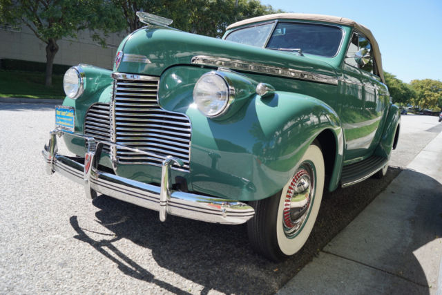 1940 Green Chevrolet Special Deluxe Convertible Convertible