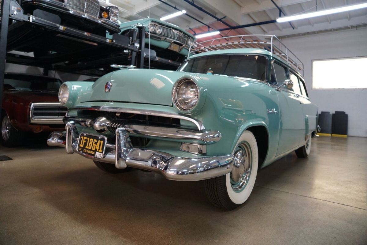1953 -- Ford 2 Door Mainline Ranch Wagon --