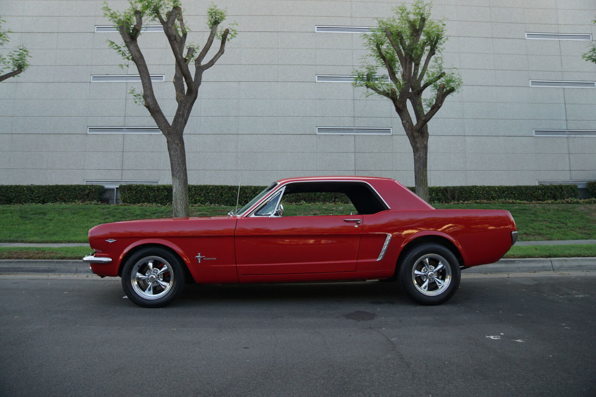 1965 Red Ford Mustang 351W V8 2 Door Custom 4 spd manual Coupe --