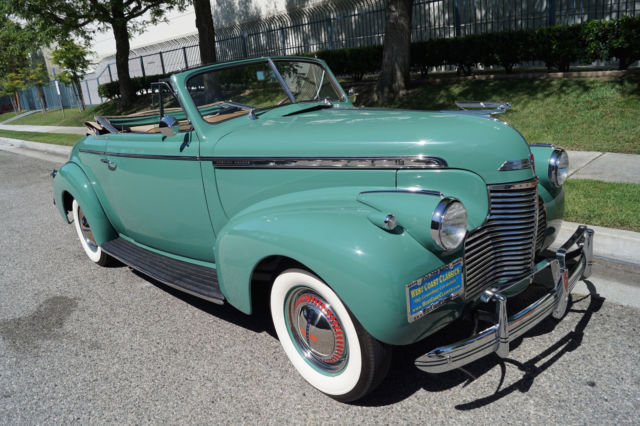 1940 Green Chevrolet Special Deluxe Convertible Convertible