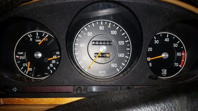 1973 Brown Mercedes-Benz 400-Series Coupe