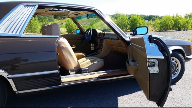 1973 Brown Mercedes-Benz 400-Series Coupe