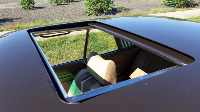 1973 Brown Mercedes-Benz 400-Series Coupe