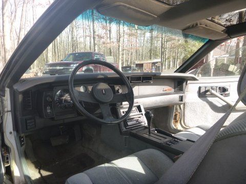 1988 White Chevrolet Camaro Coupe