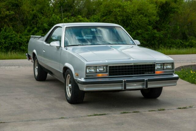 1986 Silver Chevrolet El Camino El Camino